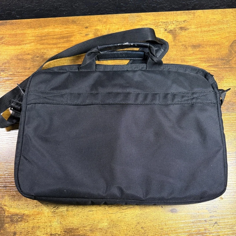 Kenneth Cole Reaction RFID Black Faux Leather Laptop Briefcase Messenger Bag OS